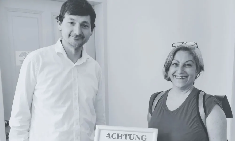 #113 "Hier ist euer Haus": Wie das Theater der Jugend Vertrauen und Publikum zurückgewinnen will - mit Aslı Kışlal